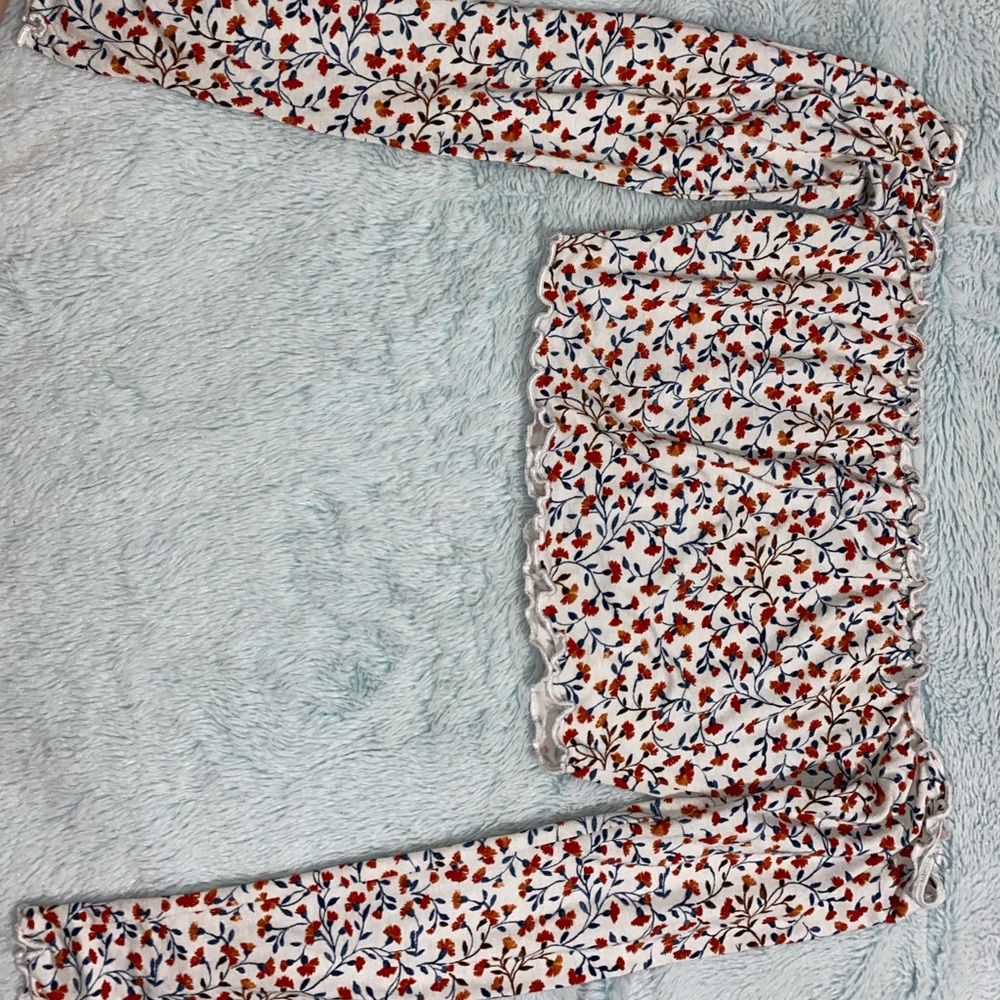 Long sleeve crop top